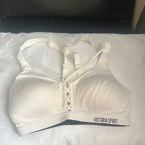 Victoria Sport White Sports Bra